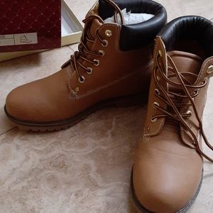 NWT Combat Construction Style Lace-Up Boots 7.5